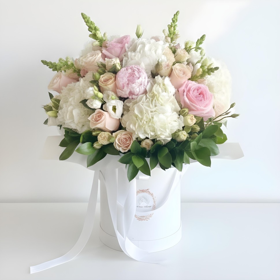 Blanchefleur Flower Box (Roses, Spray Roses, Hydrangeas, Peony,