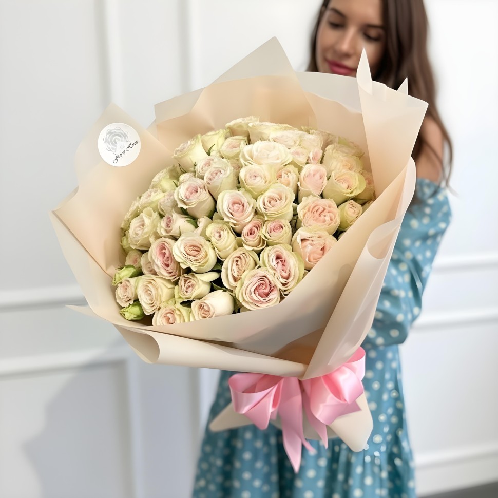 25 Spray Roses Hand Tied Bouquet